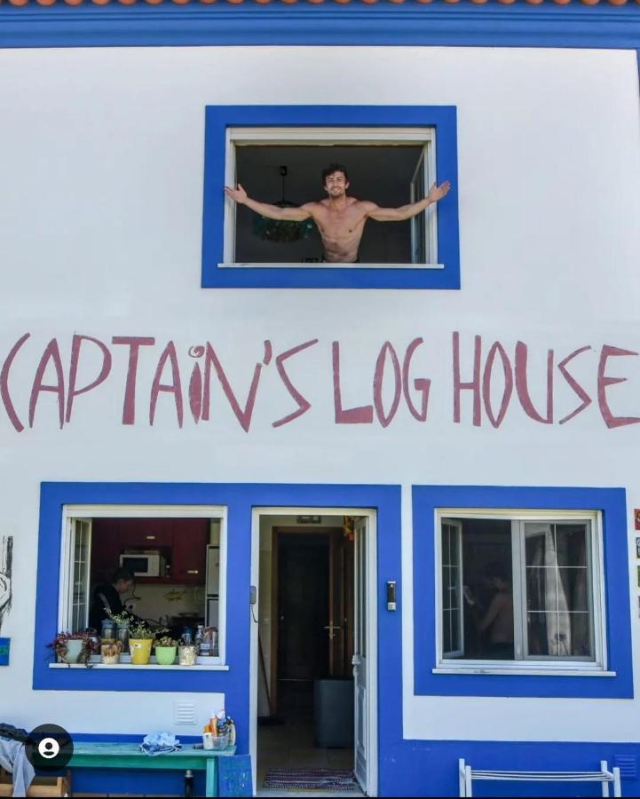 Hostel Captains Log House Baleal Exteriér fotografie